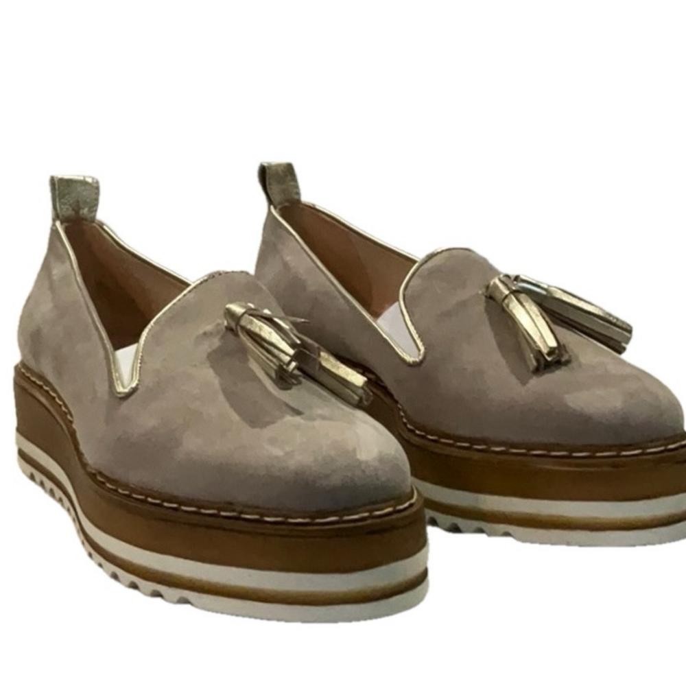 Women's Beige Platform Loafers with Tassels
